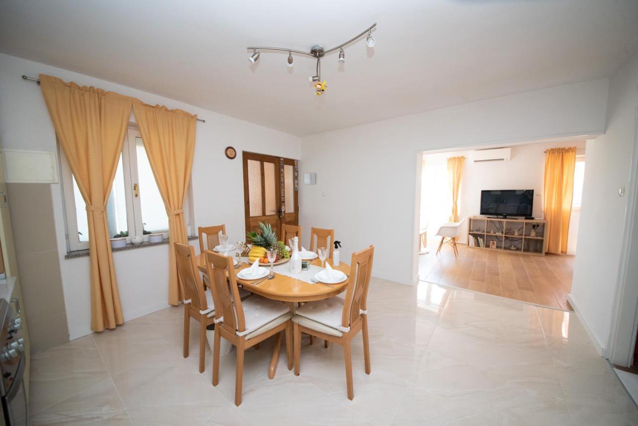 Apartman Sous Les Rochers Grizane-Belgrad Bagian luar foto